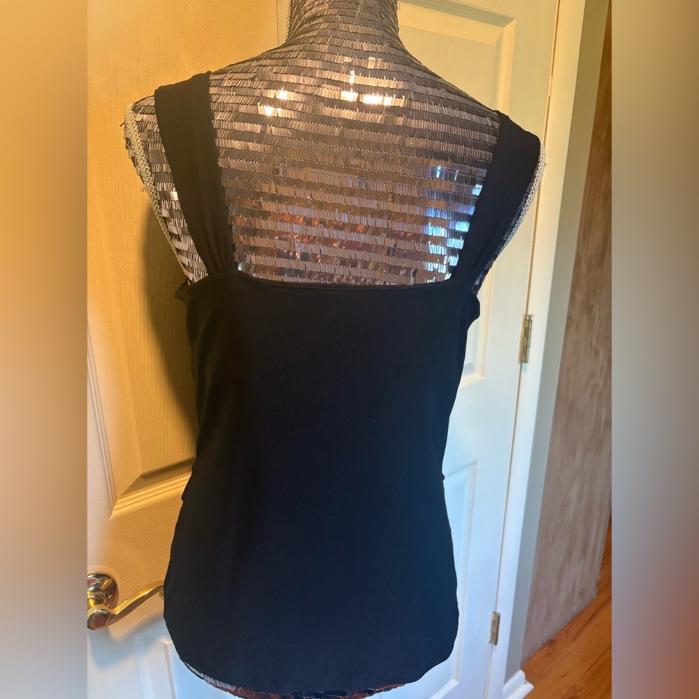 Feminine & Chic White House Black Market Black Sleeveless Ruffle Shell Top - Picture 2 of 7